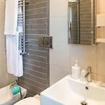 Ag Apartment *