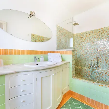 Apartment Ag *